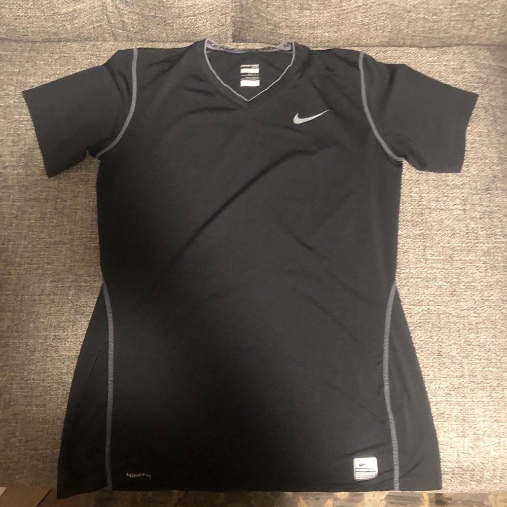 Women’s Nike Pro Fitted Tee